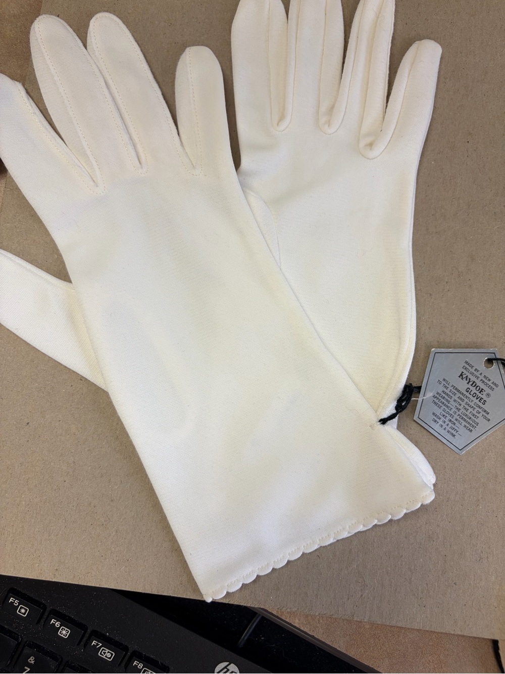 Vintage Kaydoe Nylon Classic Gloves
